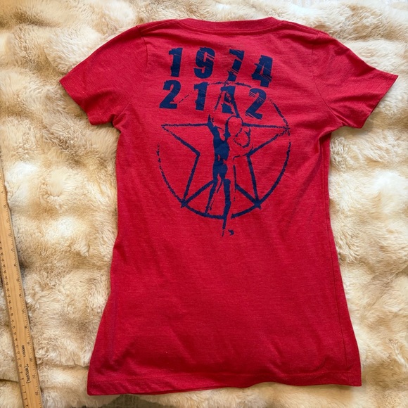 Rush Graphic Skull V-Neck Tee - Red & Navy women’s size large - Picture 7 of 8